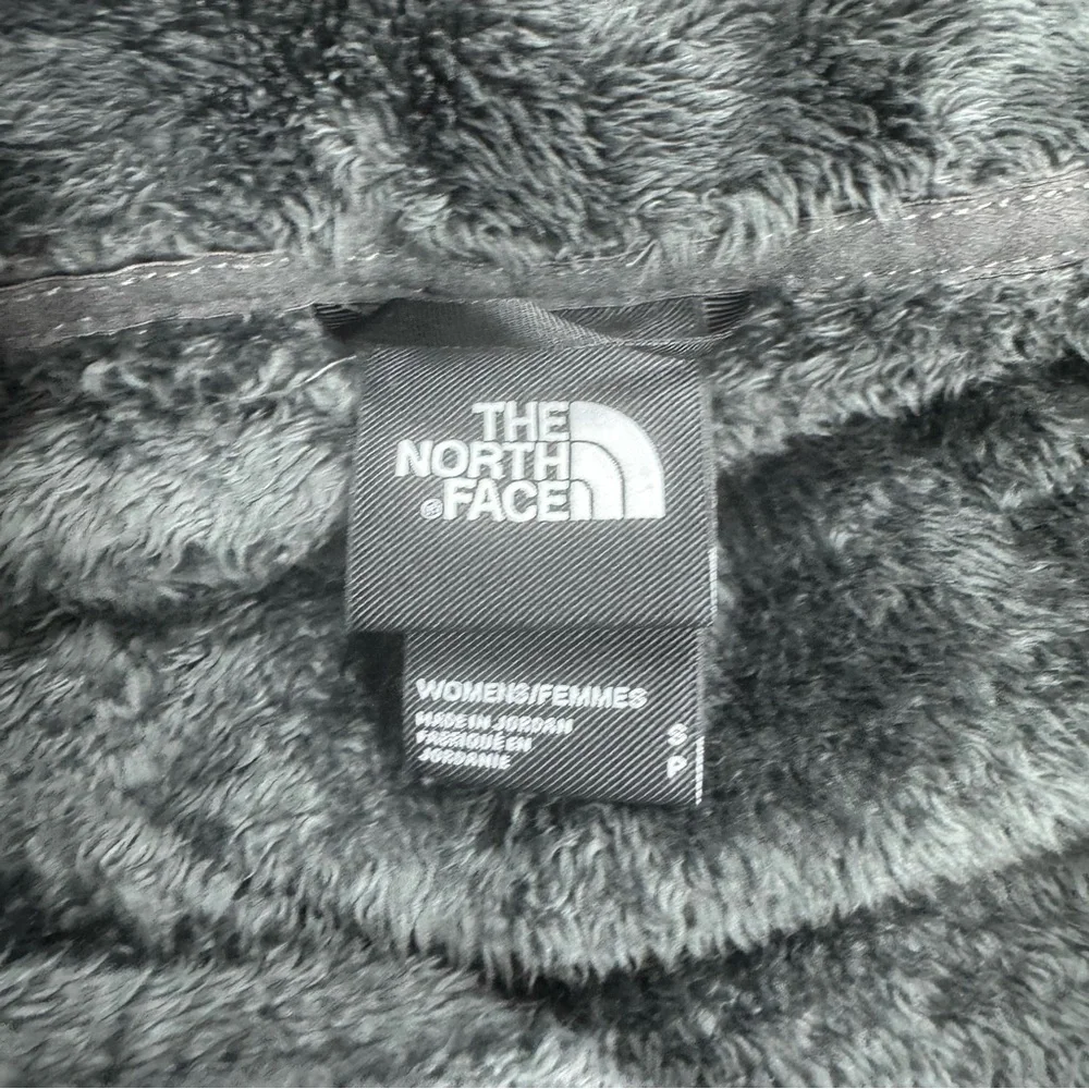 The North Face Women's Osito 1/4 Zip Pullover Women's Size Small Gray Soft Cozy
